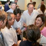 La presidenta del Gobierno de Cantabria asiste a la reunión de la Junta Directiva
