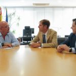Enrique Conde se reúne con el consejero de Salud del Gobierno de Cantabria, César Pascual